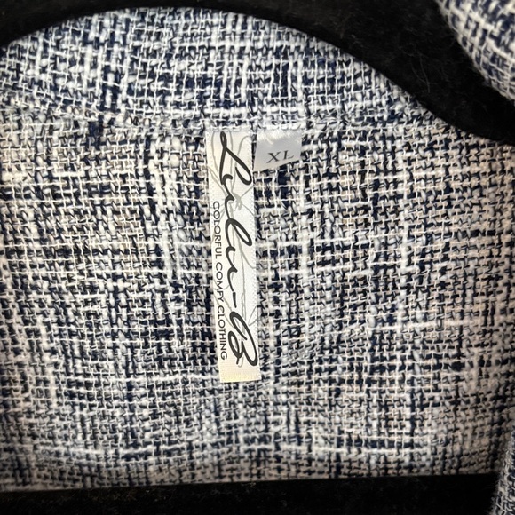 Lulu's Black and White Textured Jean Jacket - Picture 2 of 5